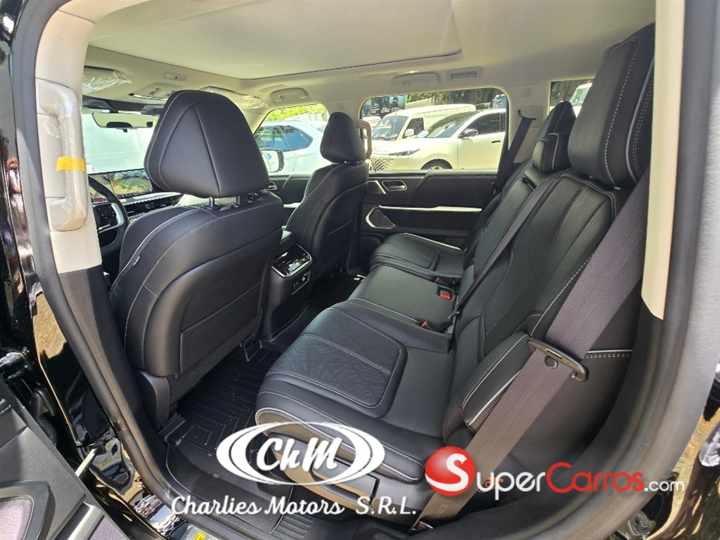 2027 Infiniti QX-80 — foto 6 / 12