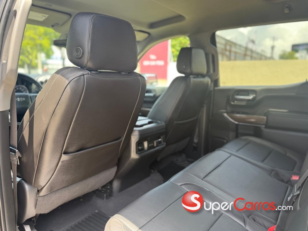 2020 Chevrolet Silverado 1500 RST — foto 9 / 12