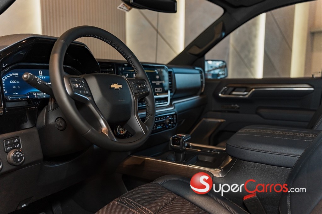 2025 Chevrolet Silverado High Country Duramax — foto 7 / 11