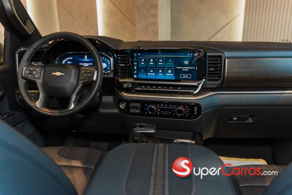 2025 Chevrolet Silverado High Country Duramax — foto 10 / 11