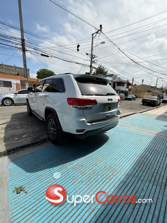 2017 Jeep Grand Cherokee Limited — foto 5 / 12