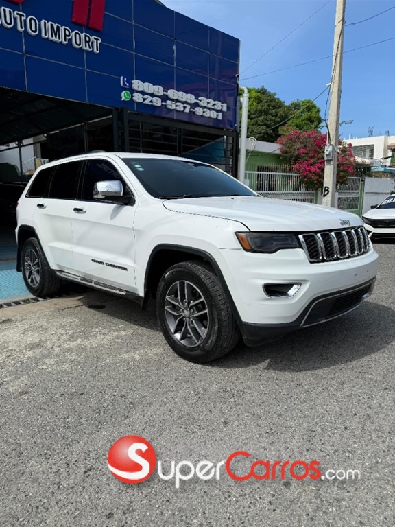 2017 Jeep Grand Cherokee Limited — foto 7 / 12