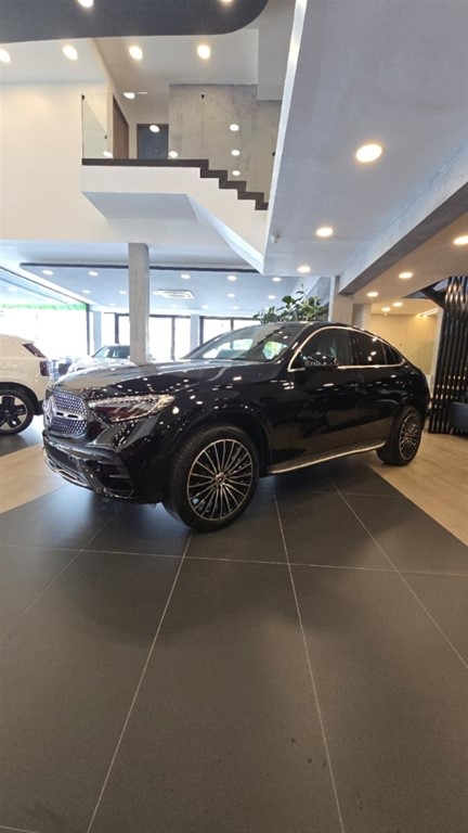 2025 Mercedes-Benz Clase GLC 200 Coupe — foto 2 / 12