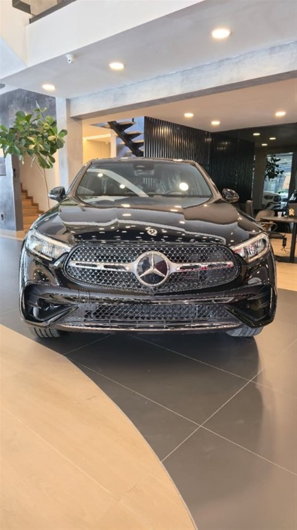 2025 Mercedes-Benz Clase GLC 200 Coupe — foto 4 / 12
