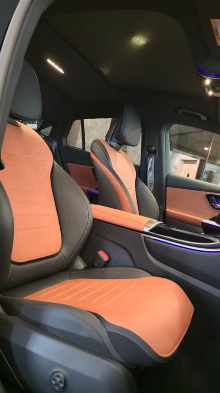 2025 Mercedes-Benz Clase GLC 200 Coupe — foto 11 / 12