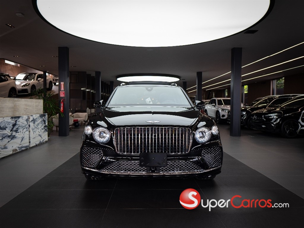 2025 Bentley Bentayga — foto 3 / 11