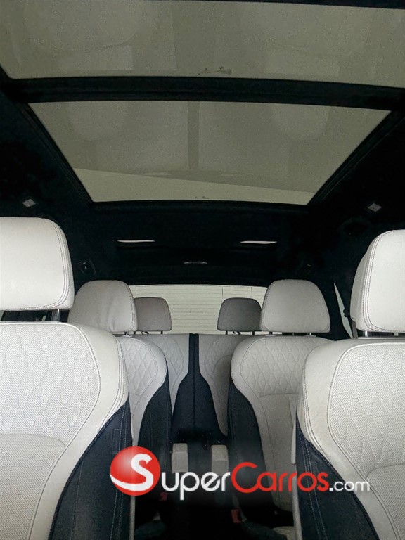 2020 BMW X 7 xDrive 40i Mpackage — foto 10 / 11