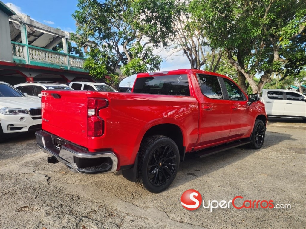 2021 Chevrolet Silverado 1500 LTZ Duramax — foto 10 / 12