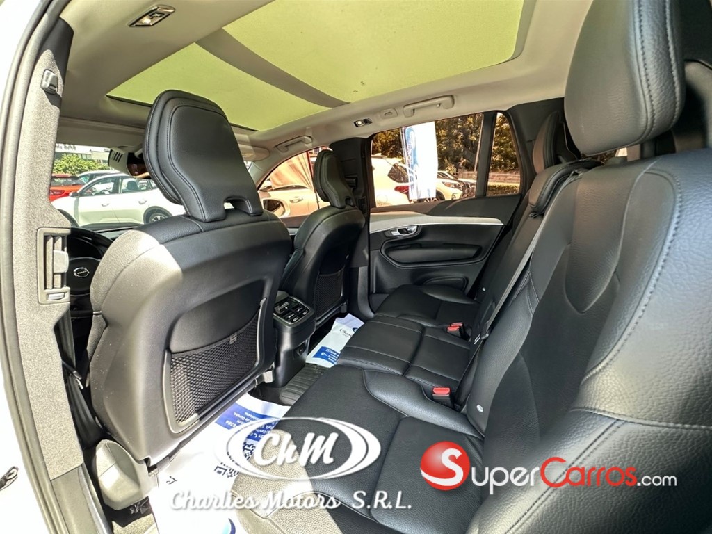 2022 Volvo XC90 B6 Plus — foto 6 / 10
