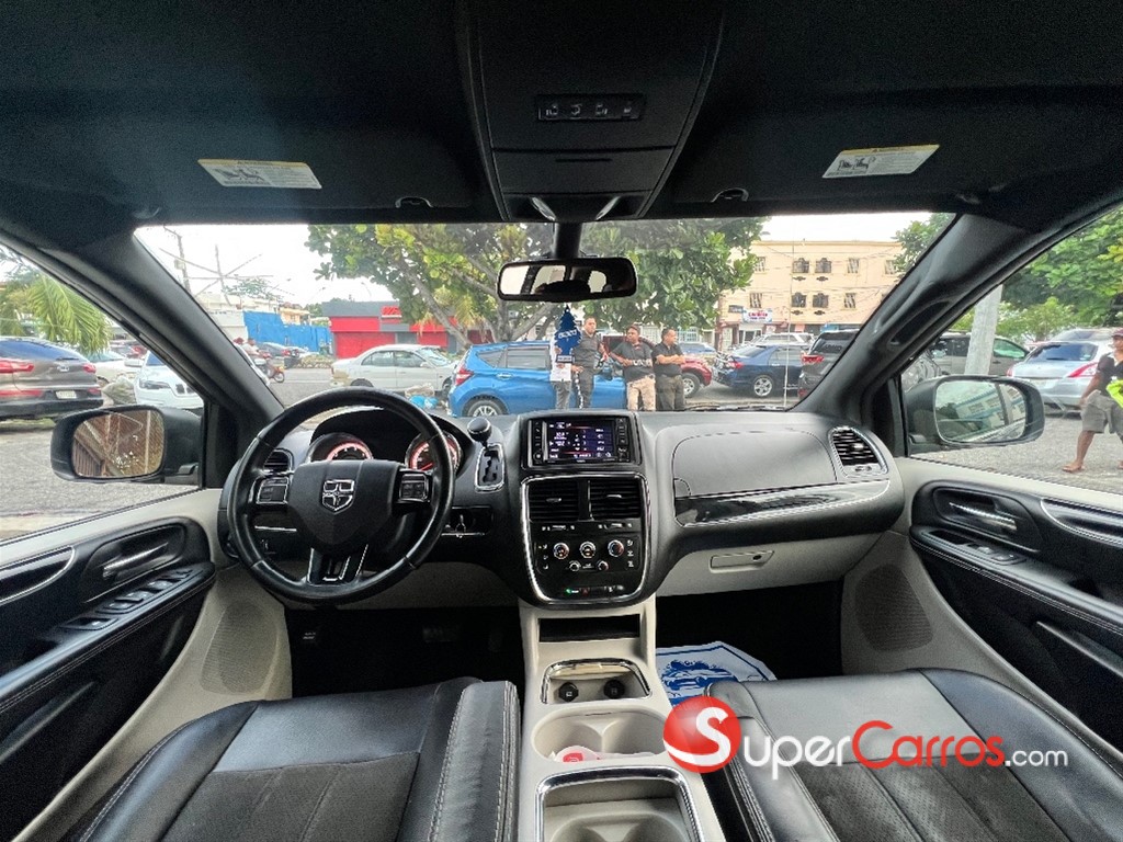 2020 Dodge Grand Caravan SXT — foto 6 / 11