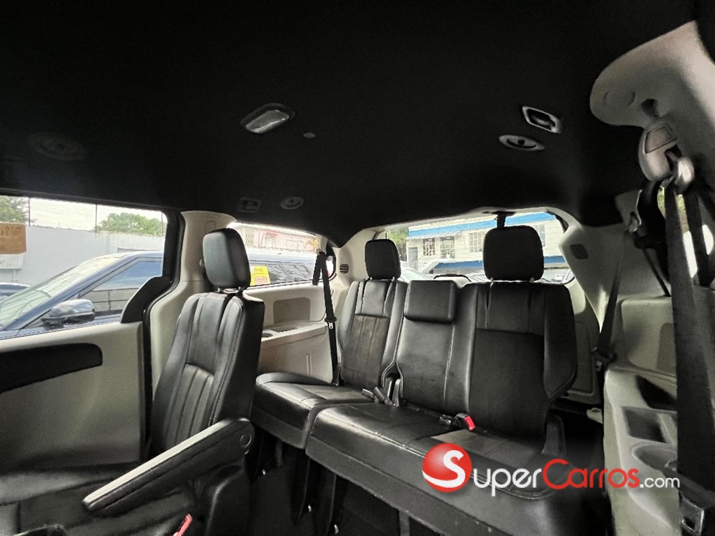 2020 Dodge Grand Caravan SXT — foto 7 / 11