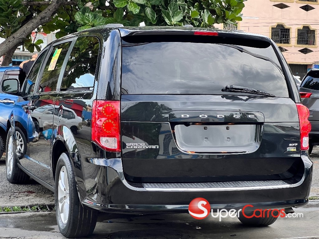 2020 Dodge Grand Caravan SXT — foto 10 / 11