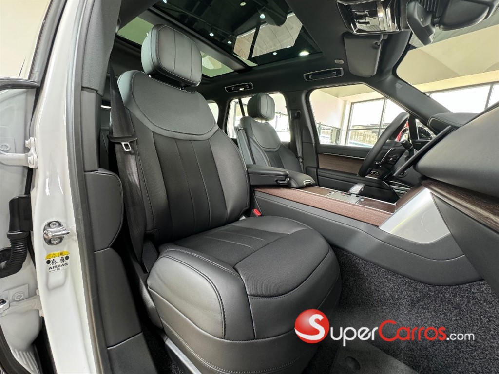 2025 Land Rover Range Rover Vogue — foto 4 / 8