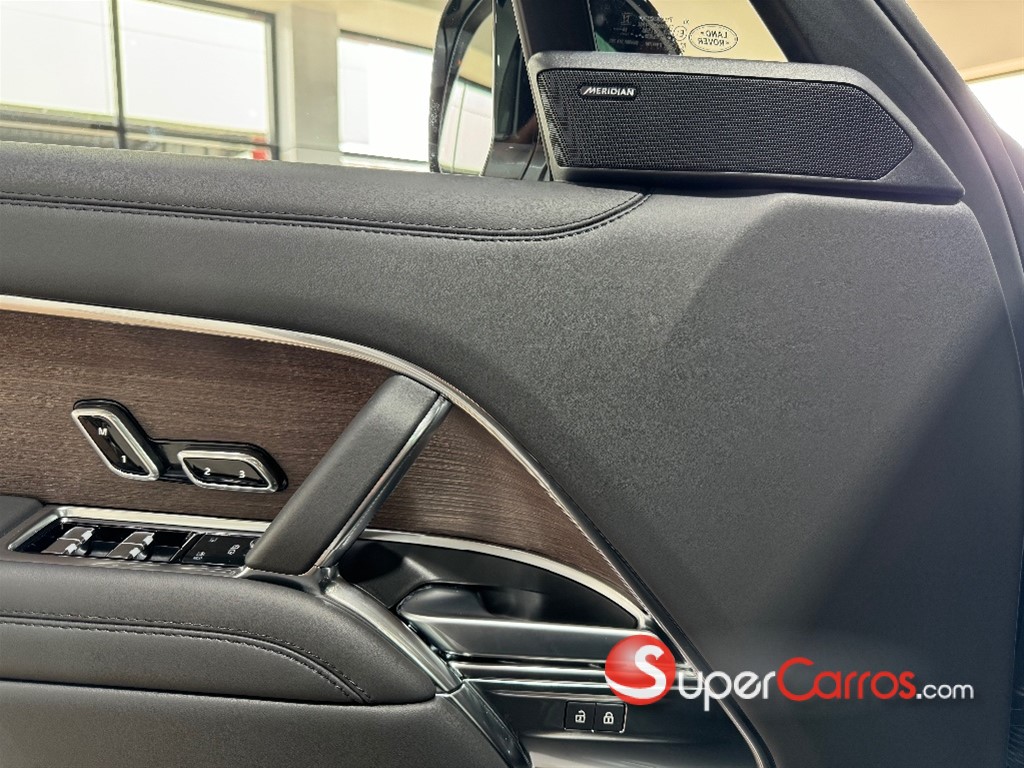 2025 Land Rover Range Rover Vogue — foto 7 / 8