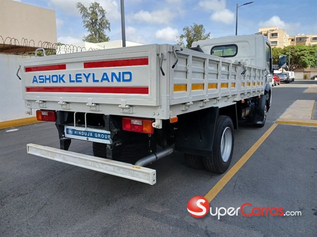 2025 ASHOK LEYLAND PARTNER — foto 7 / 12