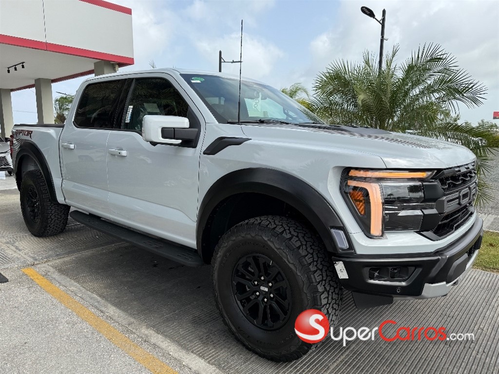 2025 Ford F 150 Raptor — foto 8 / 11