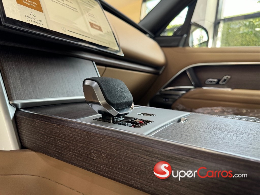 2025 Land Rover Range Rover Vogue HSE — foto 9 / 10