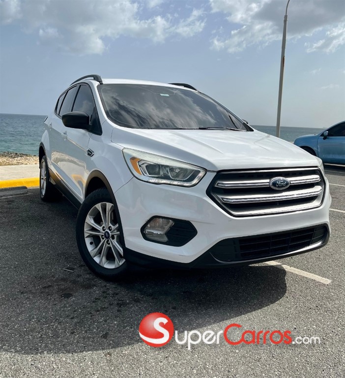 2017 Ford Escape SE Ecoboost — foto 2 / 12