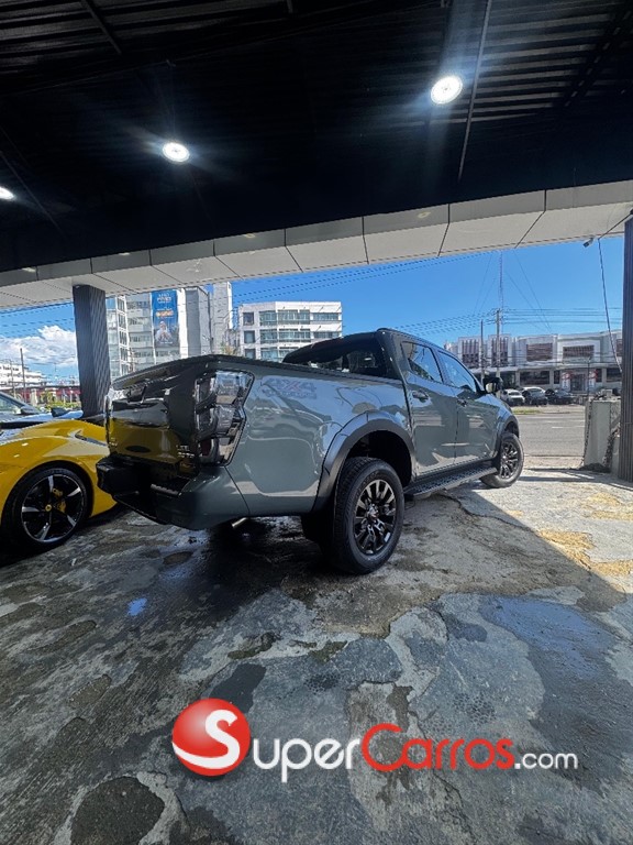 2027 Isuzu DMAX LSE — foto 3 / 12