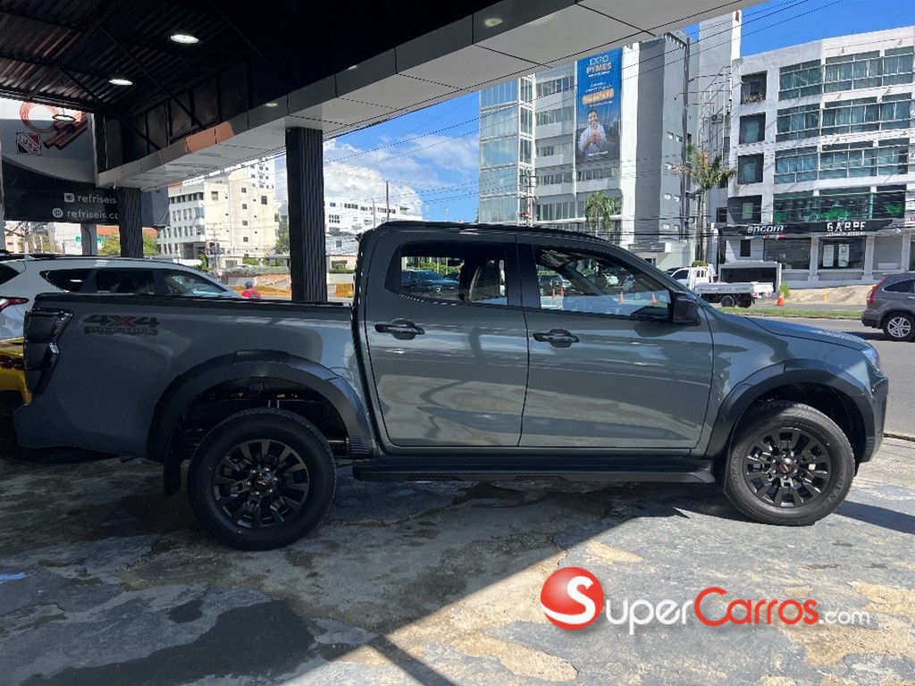 2027 Isuzu DMAX LSE — foto 6 / 12