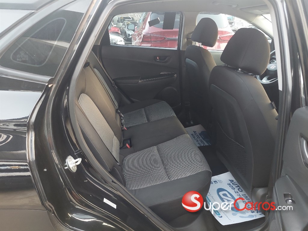 2020 Hyundai KONA — foto 9 / 12
