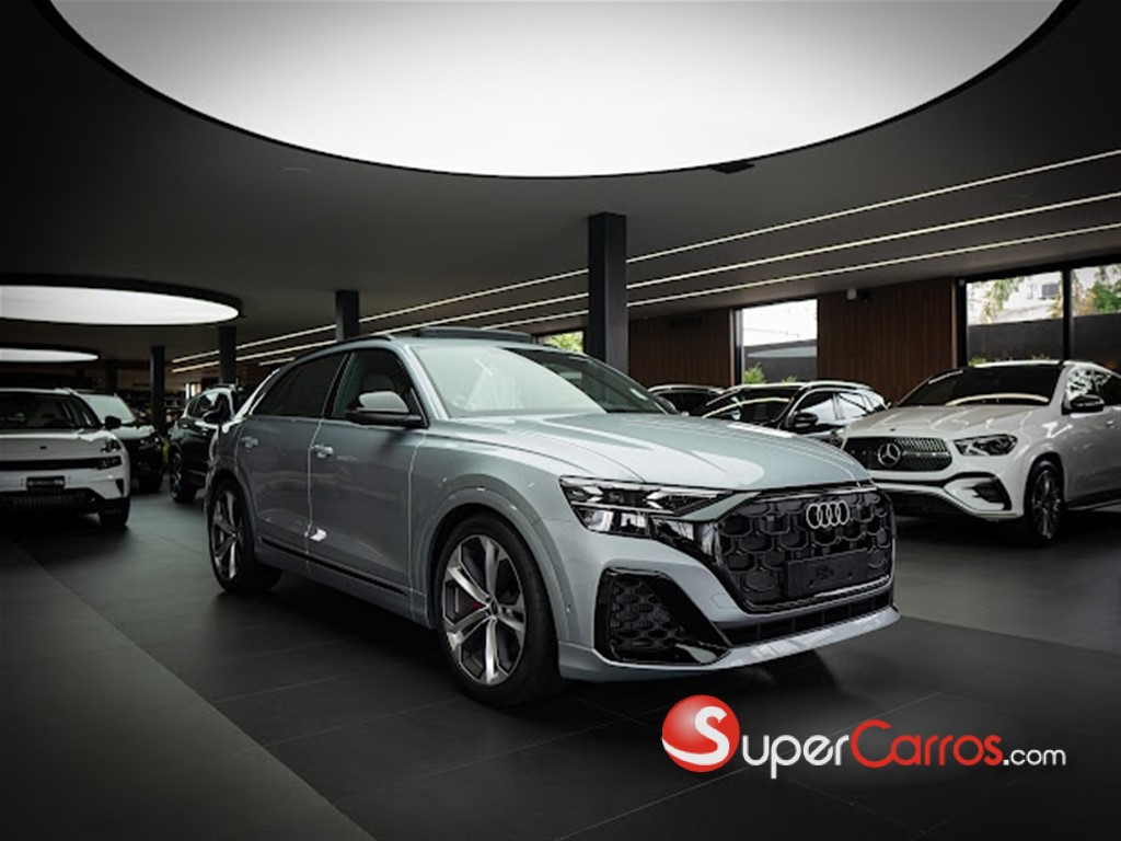 2025 Audi Q8 Sline — foto 3 / 12