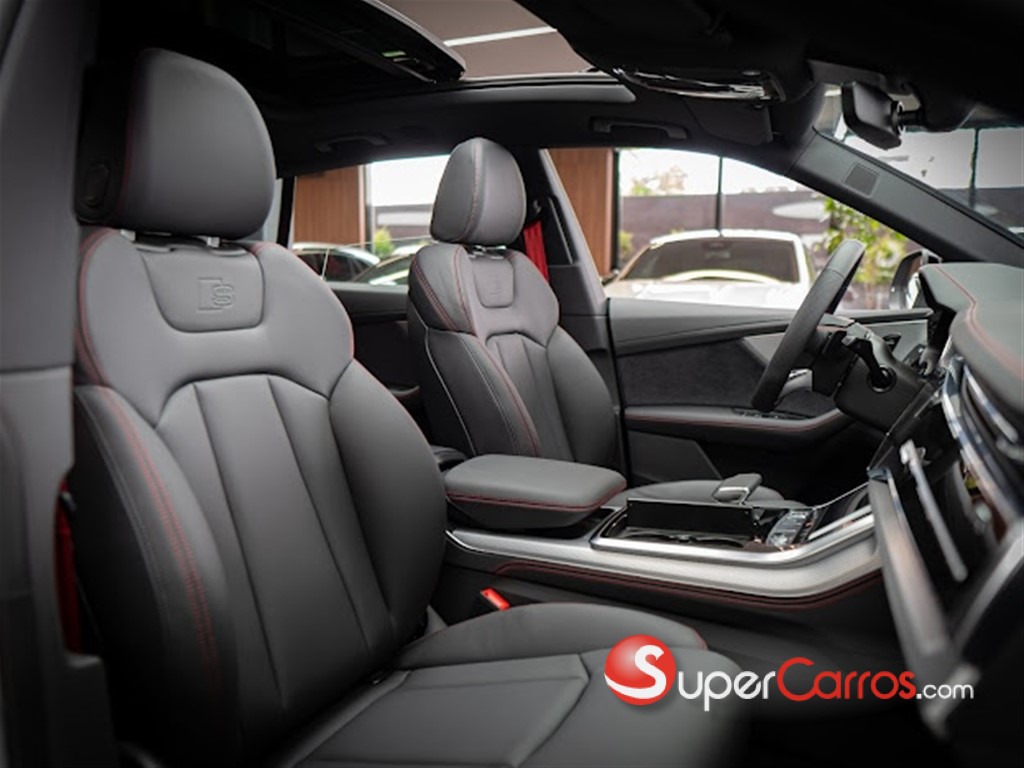 2025 Audi Q8 Sline — foto 7 / 12
