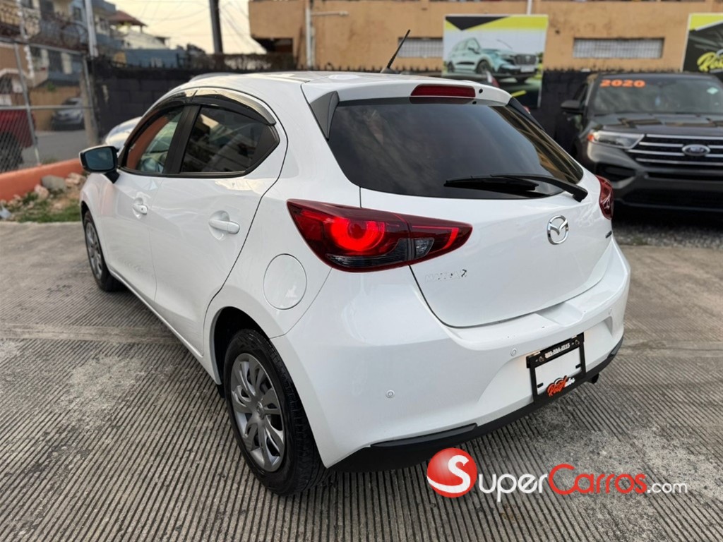 2020 Mazda 2 — foto 4 / 10