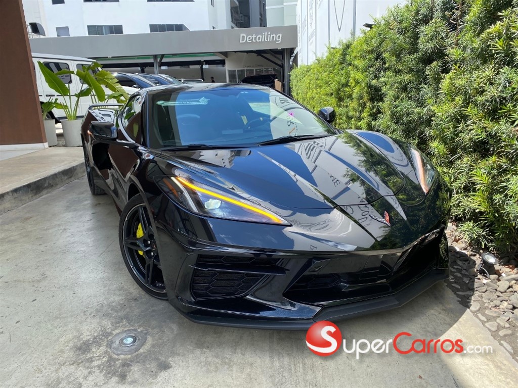 2021 Chevrolet Corvette Z51 Convertible — foto 2 / 10