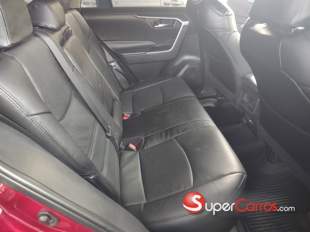 2021 Toyota RAV4 XLE — foto 3 / 10