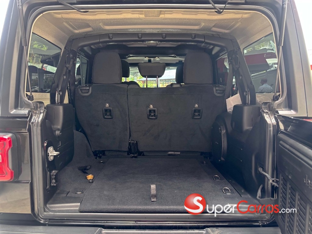 2019 Jeep Wrangler Rubicon — foto 8 / 10