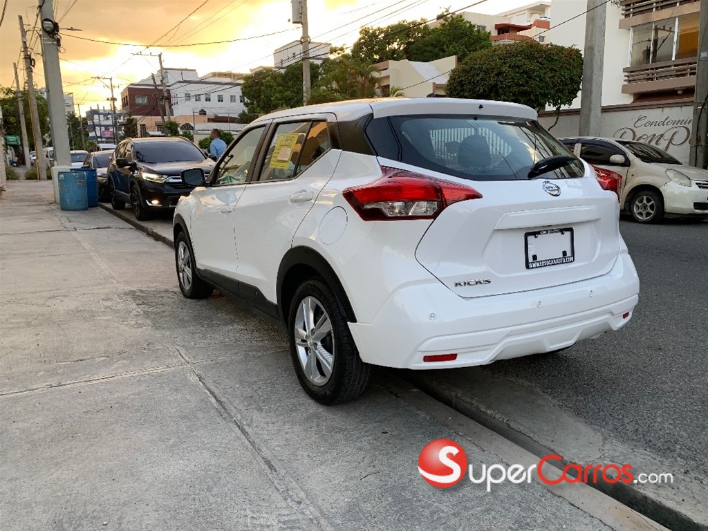 2020 Nissan Kicks — foto 4 / 11
