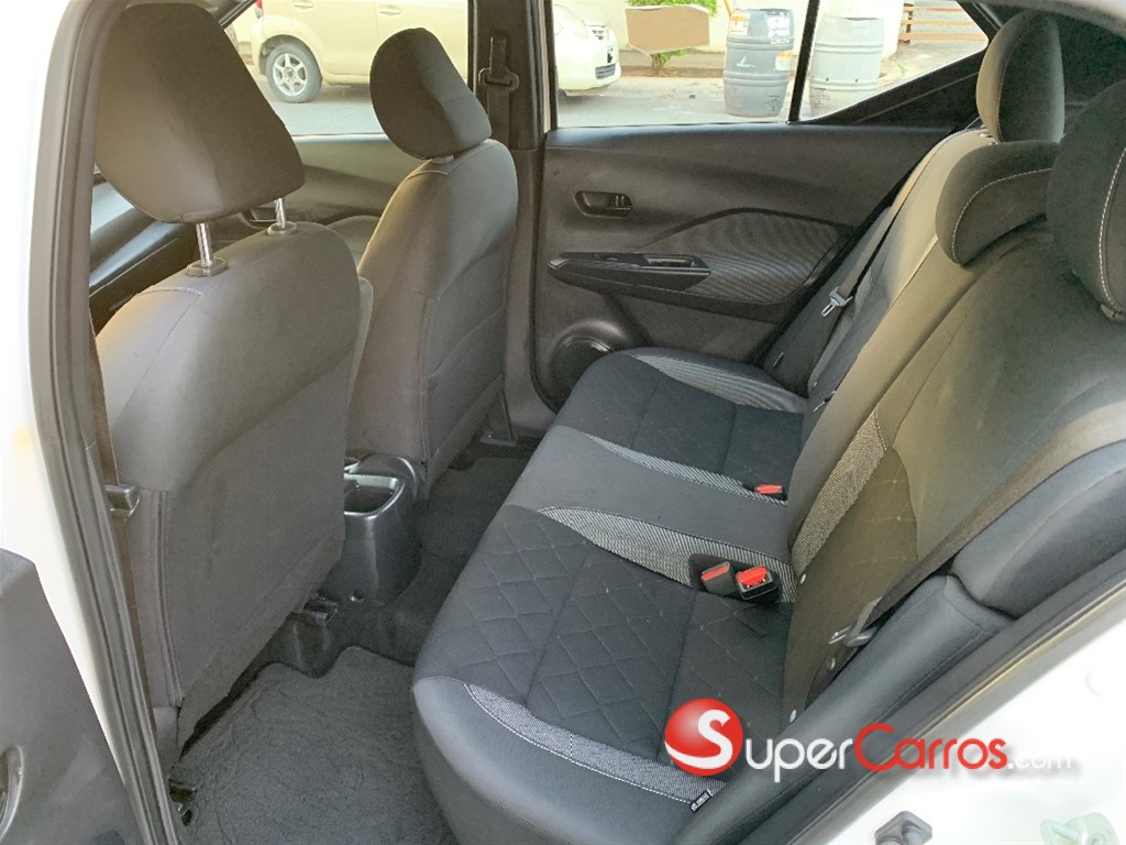 2020 Nissan Kicks — foto 11 / 11