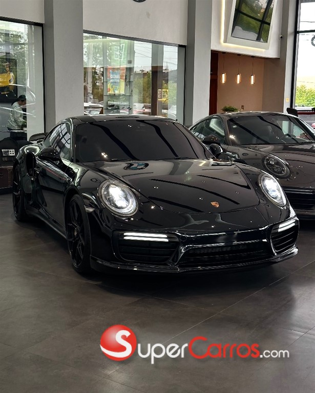 2018 Porsche 911 Turbo
