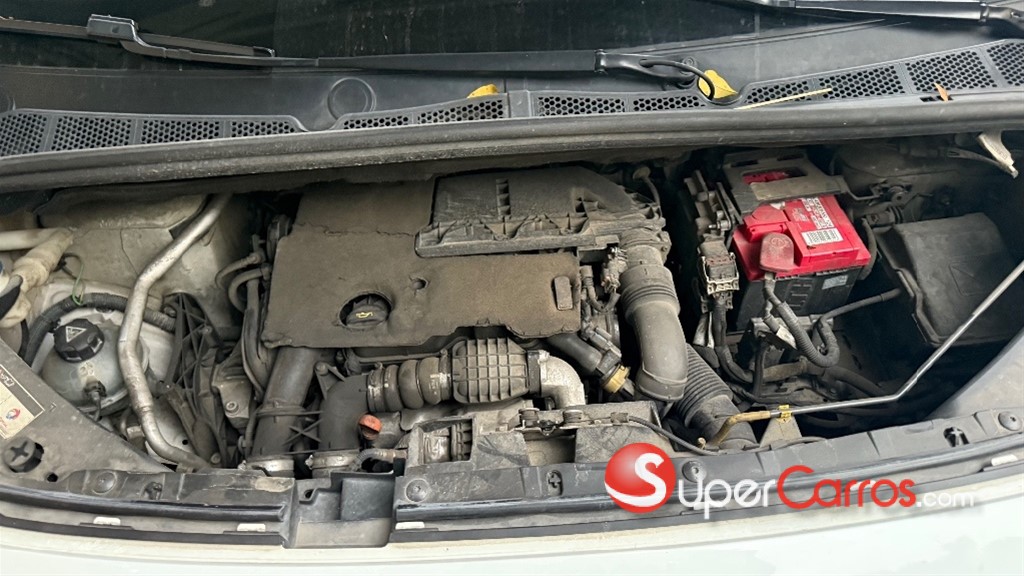2021 Peugeot Partner — foto 2 / 12