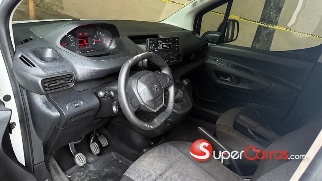 2021 Peugeot Partner — foto 3 / 12