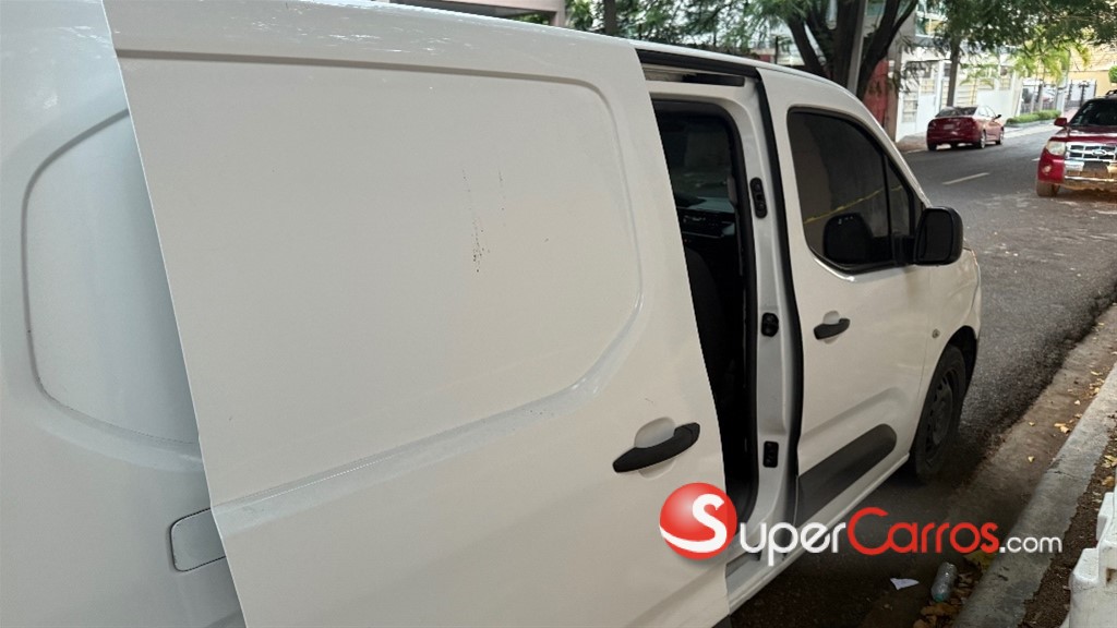 2021 Peugeot Partner — foto 5 / 12