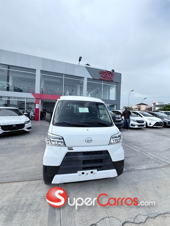 2021 Daihatsu Hijet — foto 5 / 11