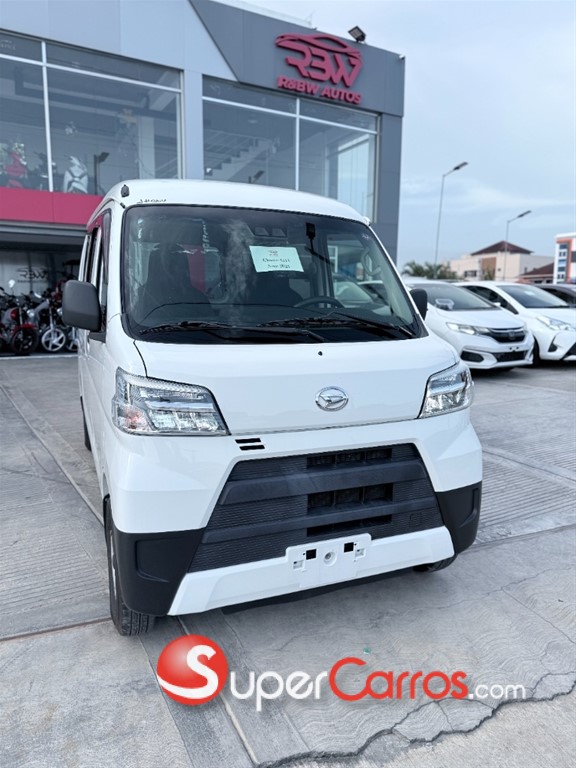 2021 Daihatsu Hijet — foto 7 / 11