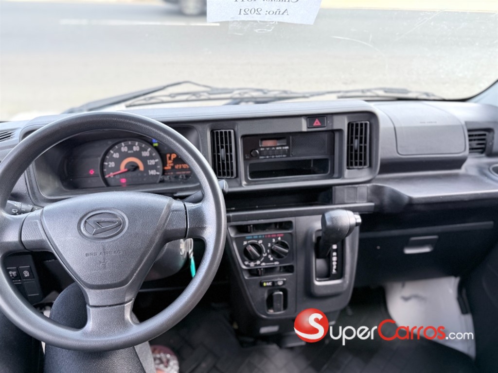 2021 Daihatsu Hijet — foto 8 / 11