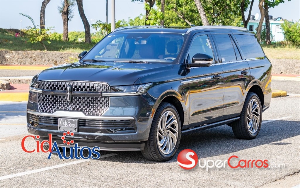 2025 Lincoln Navigator Reserve I — foto 2 / 12