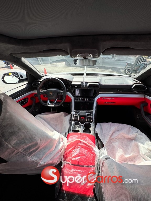 2022 Lamborghini Urus — foto 10 / 10