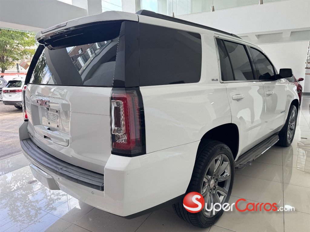 2015 GMC Yukon — foto 4 / 7