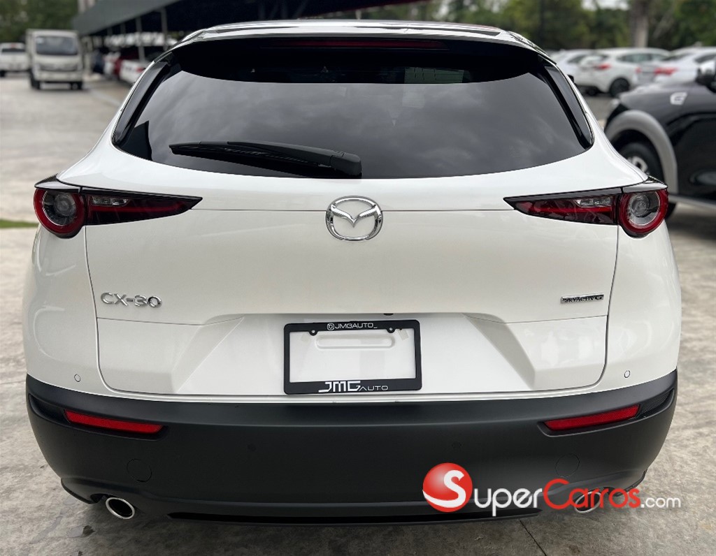 2026 Mazda CX-30 GT — foto 8 / 12