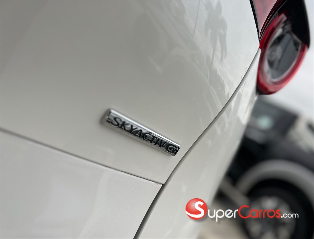 2026 Mazda CX-30 GT — foto 9 / 12