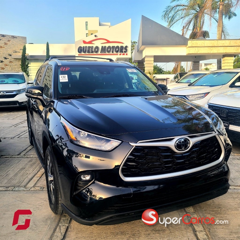 2023 Toyota Highlander XLE