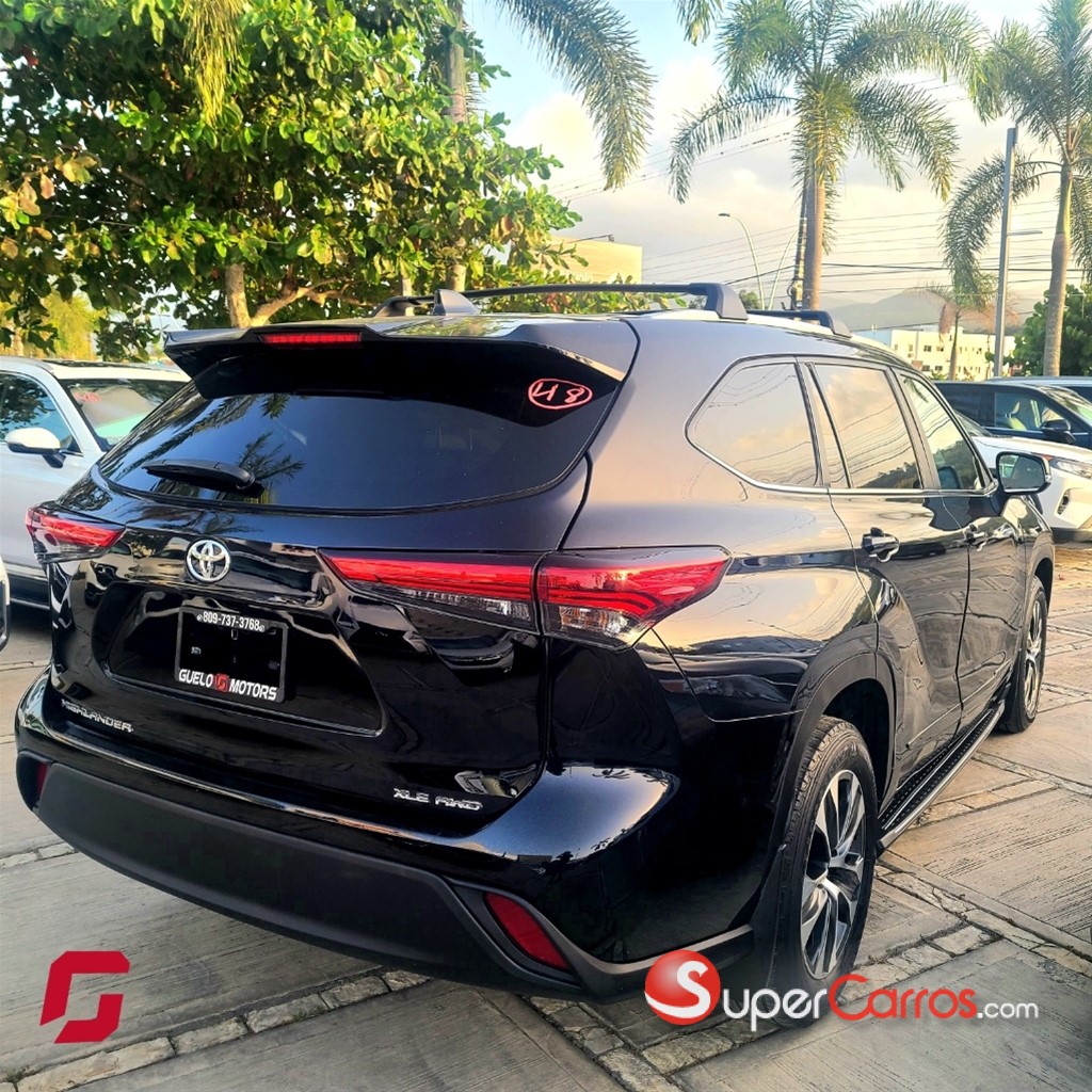 2023 Toyota Highlander XLE — foto 3 / 10