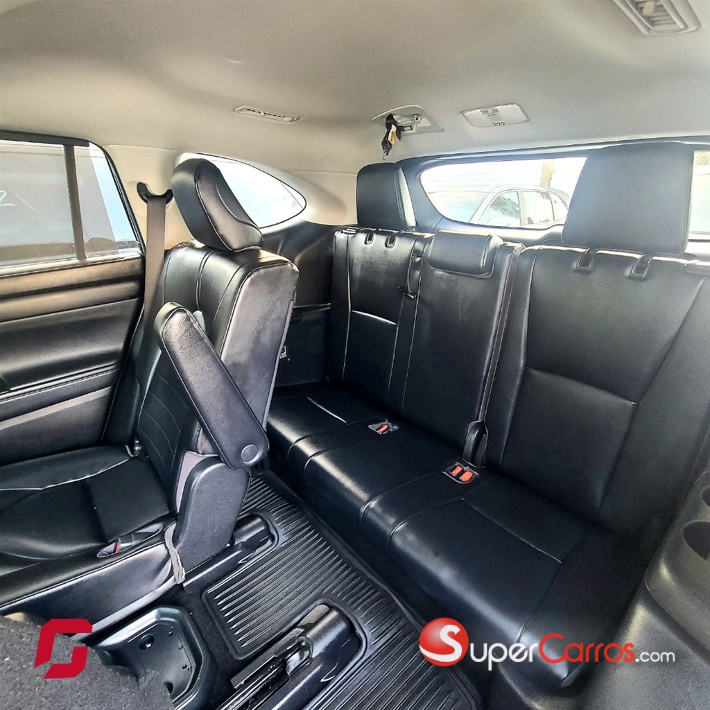 2023 Toyota Highlander XLE — foto 6 / 10