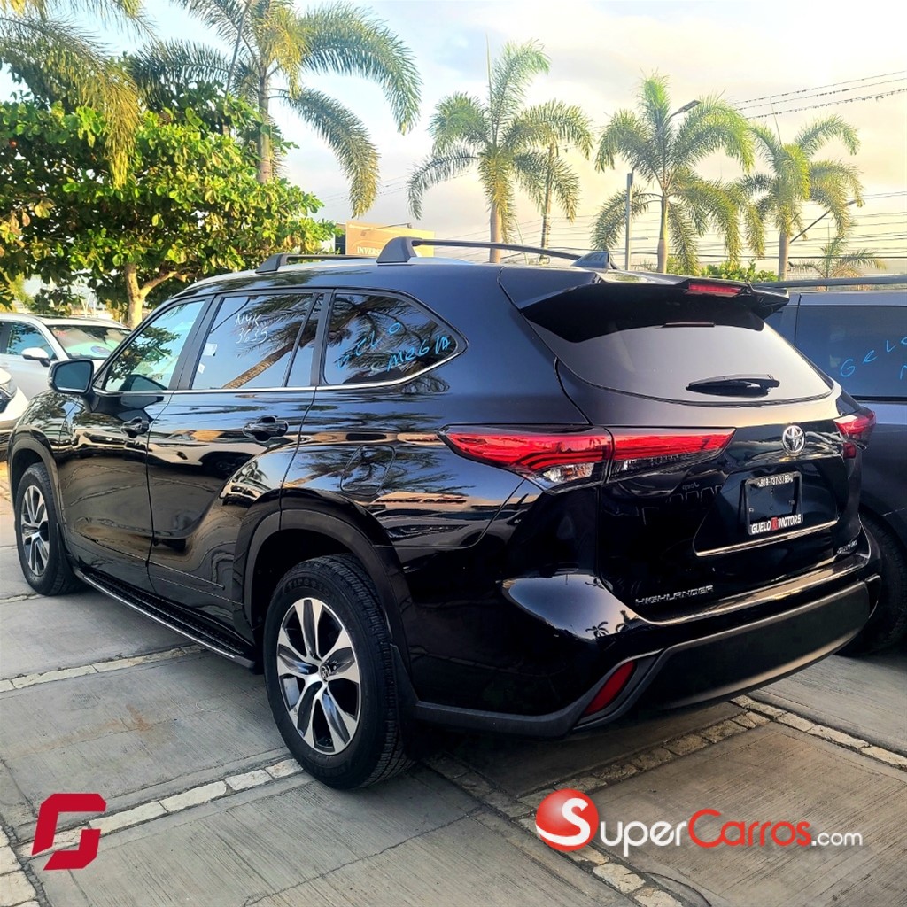 2023 Toyota Highlander XLE — foto 9 / 10