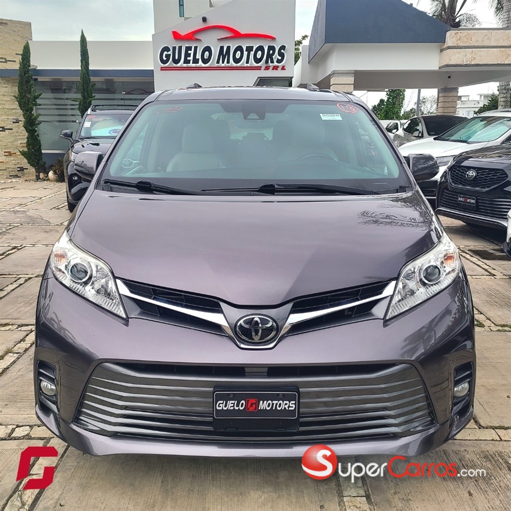 2020 Toyota Sienna XLE — foto 10 / 10